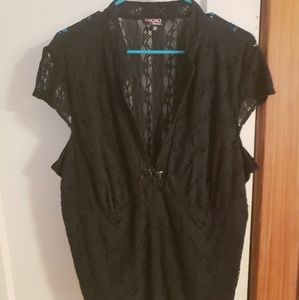 Black xoxo party shirt